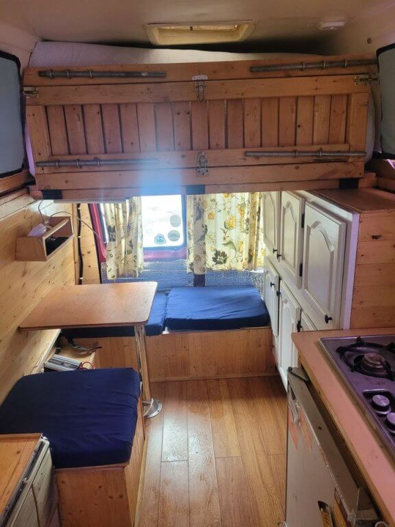 1989 Ford Econoline in Vancouver Marketplace