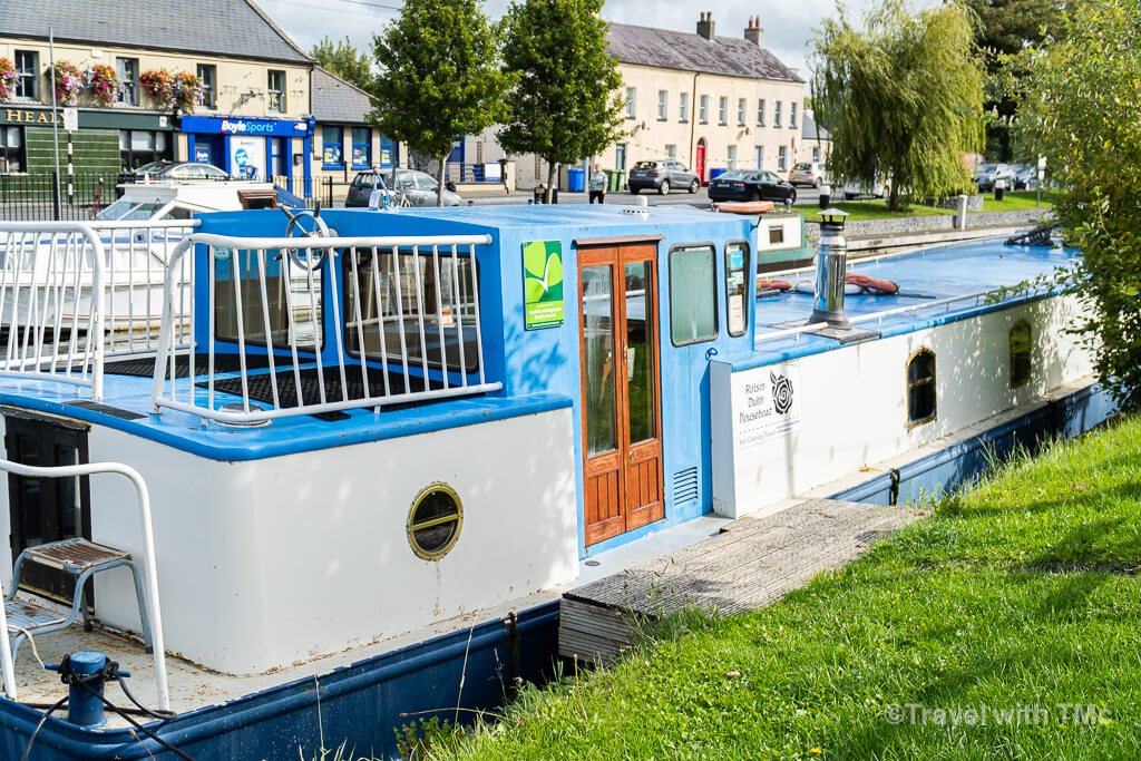 Sallins Barge Trip - Houseboat Accommodation