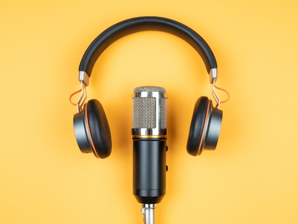 How to Start a Podcast in 2026