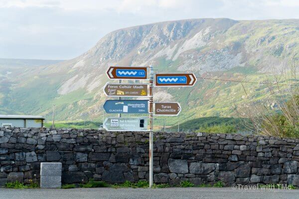 This Way to Oideas Gael in County Donegal Ireland
