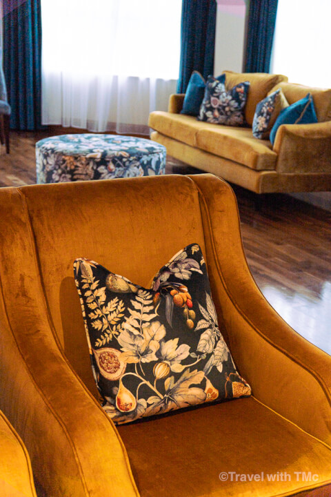 Westgrove Hotel Strawberry Lodge Suite